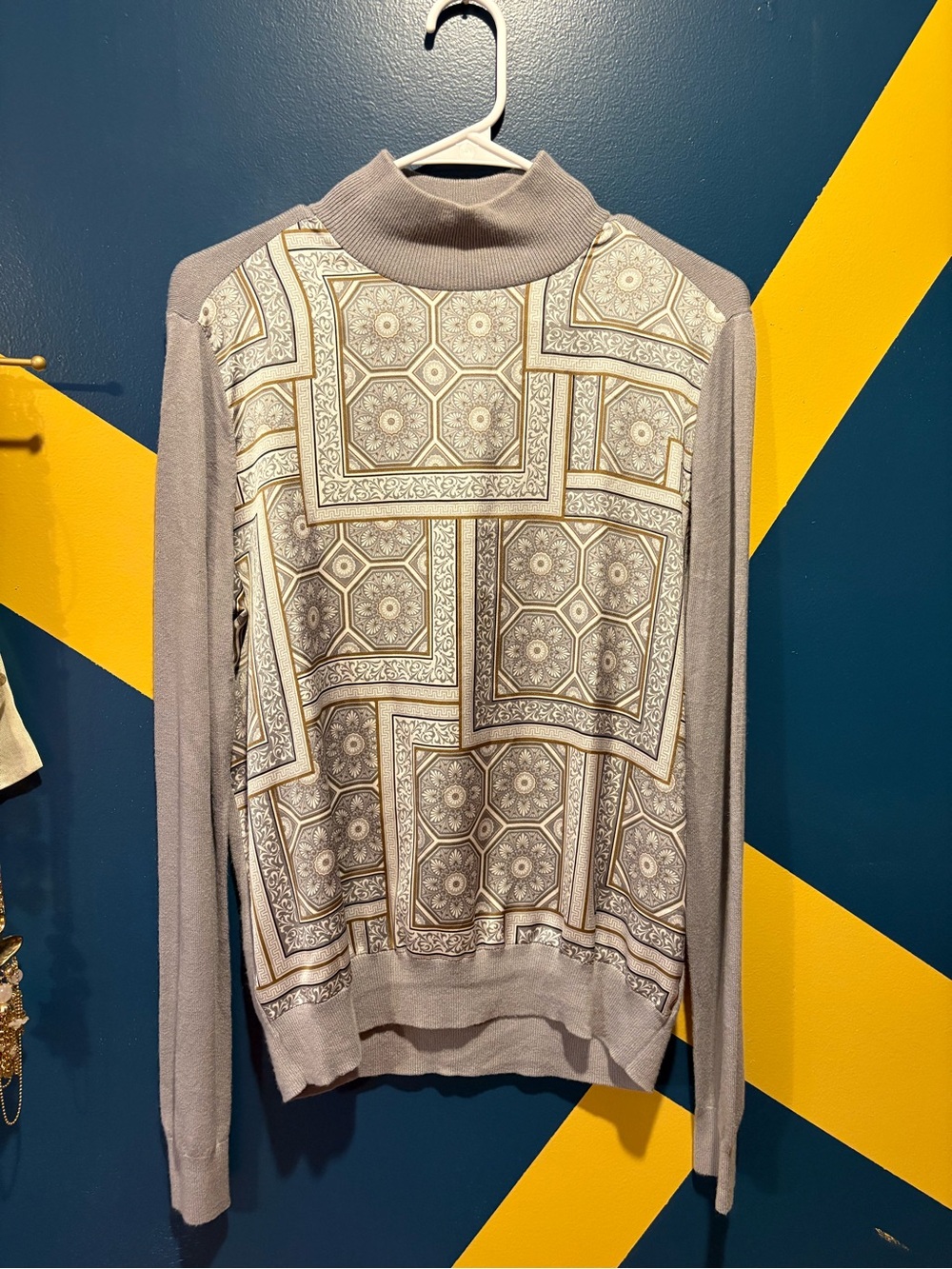 Ann Taylor Light Gray Geometric Print Mock Neck Lightweight Sweater NWOT
